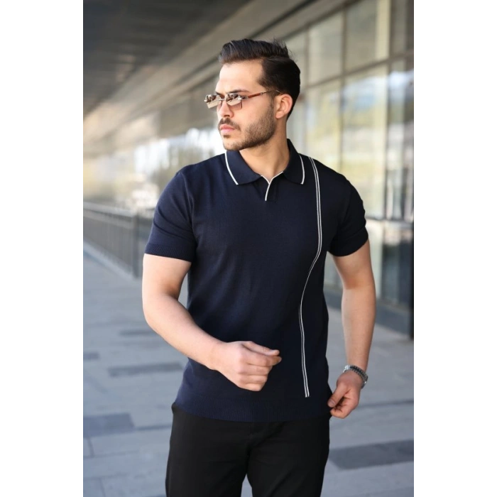 Erkek Çizgi Detaylı Yakalı Triko Tişört