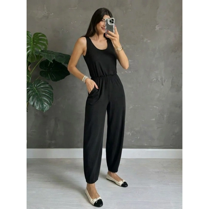 Kadın Askılı Yuvarlak Yakalı Cepli Viskon Tulum