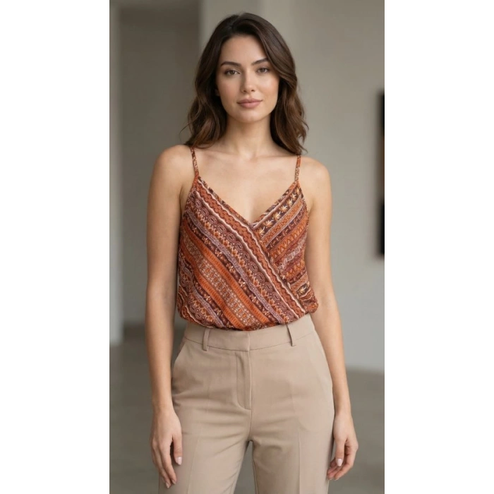 Kadın Ip Askılı V Yakalı Desenli Süprem Bluz