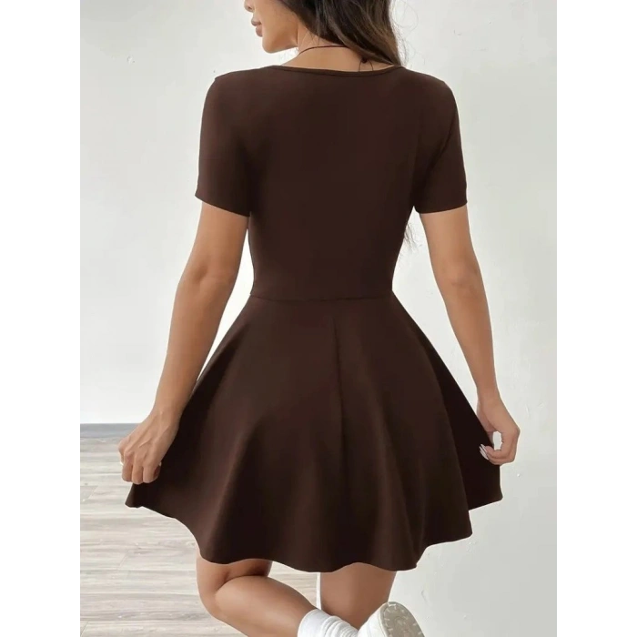 Kadın Kısa Kollu Kare Yaka Short Detaylı Cepli Dalgıç Elbise