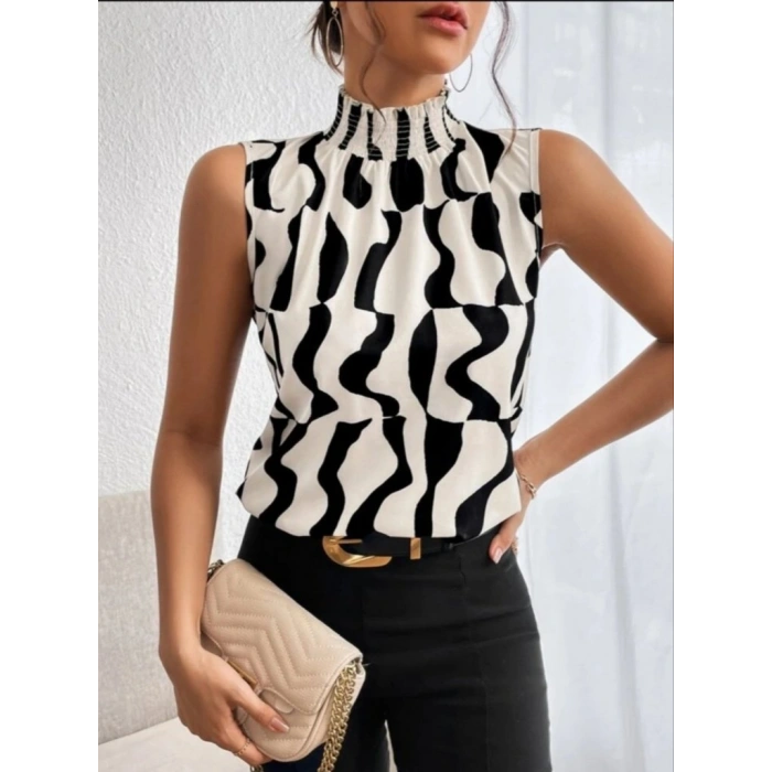 Kadın Kolsuz Balıkçı Yaka Desenli Süprem Bluz