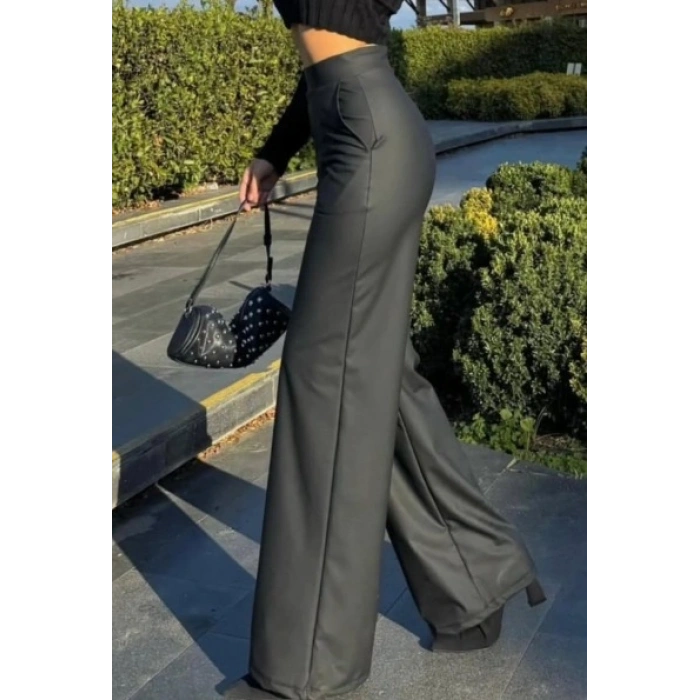 Kadın Yüksek Bel Cepli şardonlu Geniş Paçalı Mat Deri Pantolon