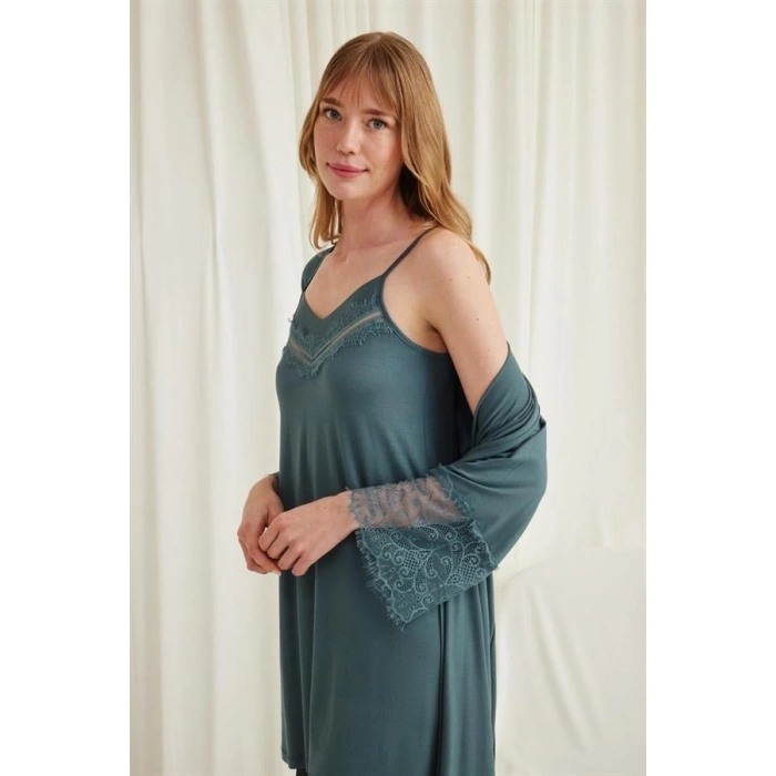 Secretsita Dekolteli Yakası ve Kolu Dantelli Sabahlık Takımı