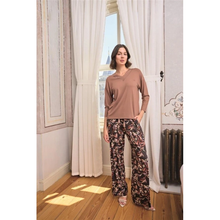 Secretsita Yaprak Desenli Dantelli V Yaka Büyük Beden Pijama Takımı