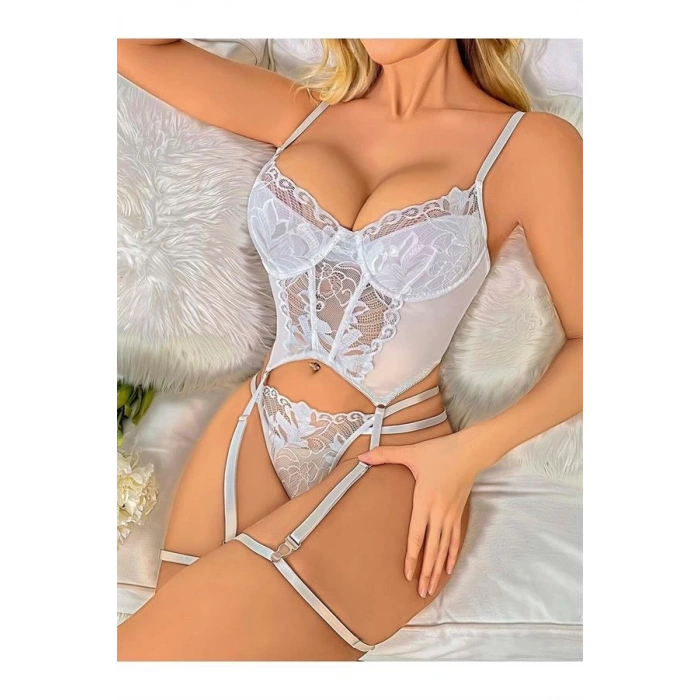 Transparan Beyaz Dantel İşlemeli Büstiyerli Jartiyer Takımı
