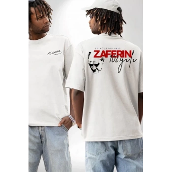 30 Ağustos Baskılı Tshirt  Beyaz