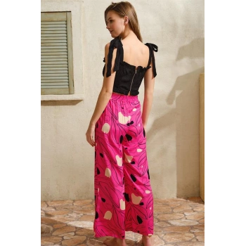 Secretsita Kalın Askılı Viskon Çiçek Desenli Sırt Aksesuarlı Yazlık Dantel Detaylı Pijama Altı