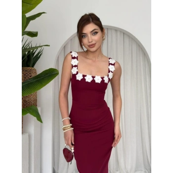 ıng Çiçek Detaylı Elbise