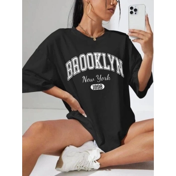 Kadın Brooklyn New York Baskılı Oversize Tshirt