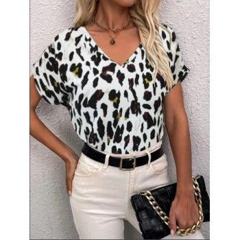 Kadın Kısa Kollu V Yaka Leopar Desen Krep Bluz