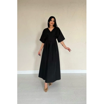 Siyah Pileli Uzun Elbise