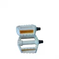 PEDAL MTB BİSİKLET 24-26 JANT İÇİN PLASTİK BİLYALI  REFLEKTÖRLÜ ÇİFT BEYAZ