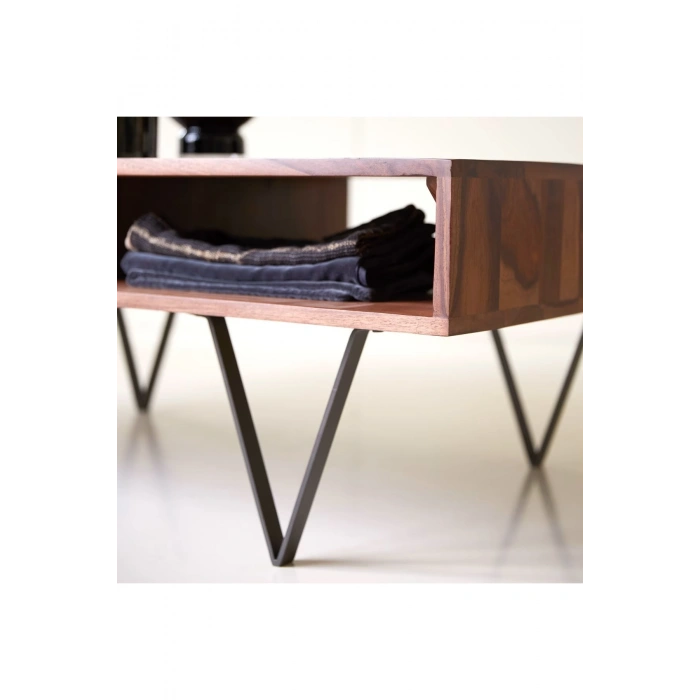 Coffe table in solid sheesham