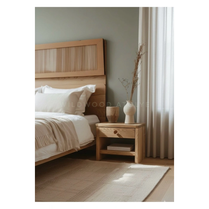 MonoTimber Bedside (wildwood atolye)