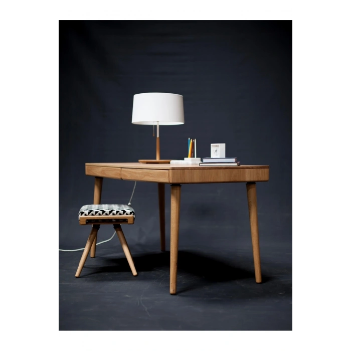 Zeleno Pine Desk (wildwood)