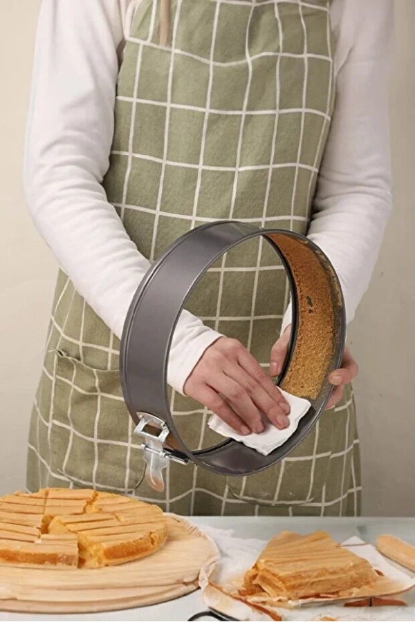 3lü Kelepçeli Yanmaz Yapışmaz Teflon Döküm Kek Kalıbı Çıkarılabilir Tabanlı Kek Kalıbı