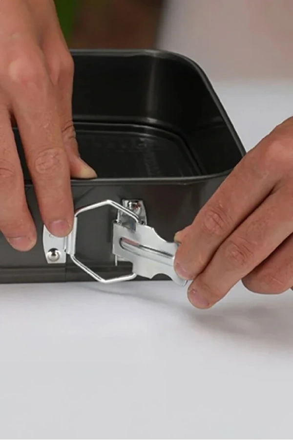 3lü Kelepçeli Kalp Yuvarlak Kare Yanmaz Yapışmaz Teflon Döküm Çıkarılabilir Tabanlı Kek Kalıbı