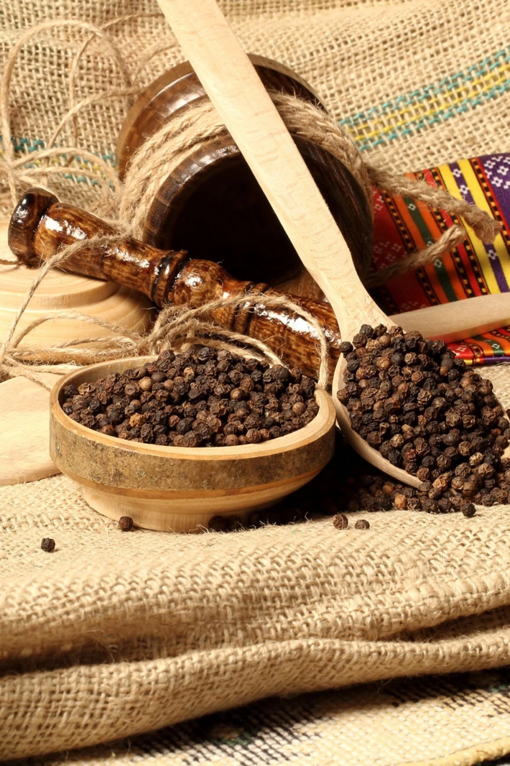 TANE KARABİBER (150 GR)