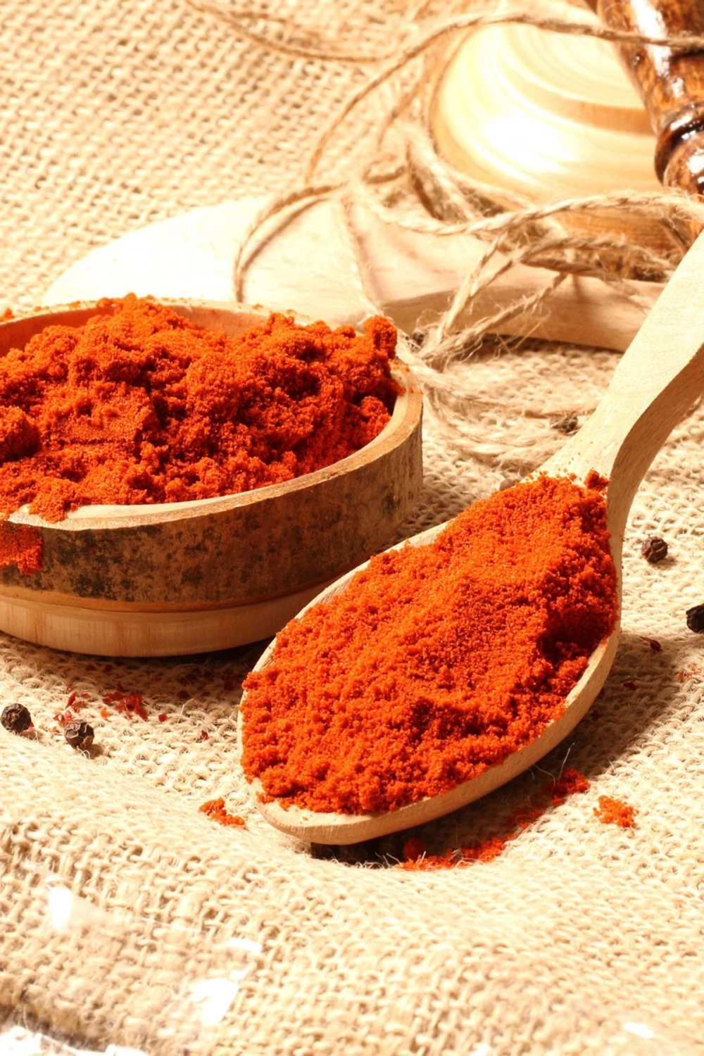 TATLI TOZ BİBER (500 GR)