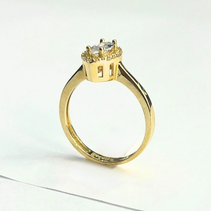 14 Ayar Altın Özel Taşlı Tektaş Yüzük