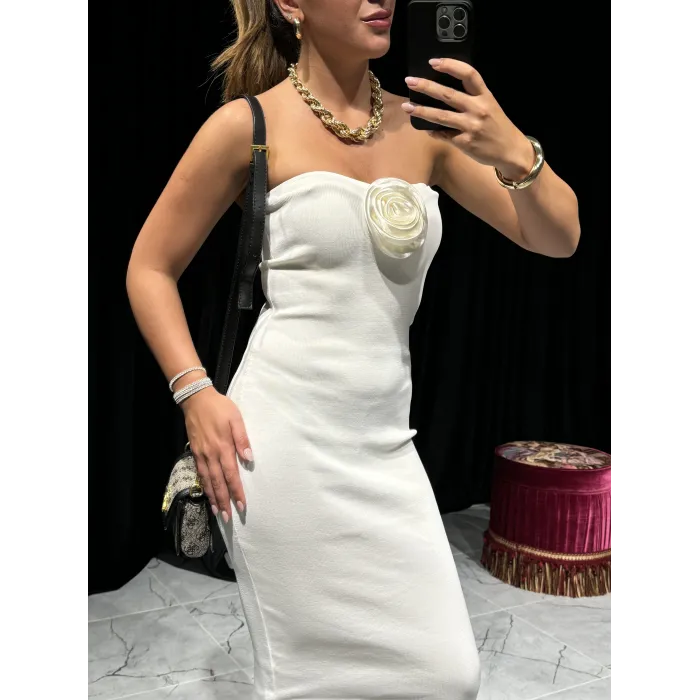 Açık Krem Straplez Elbise