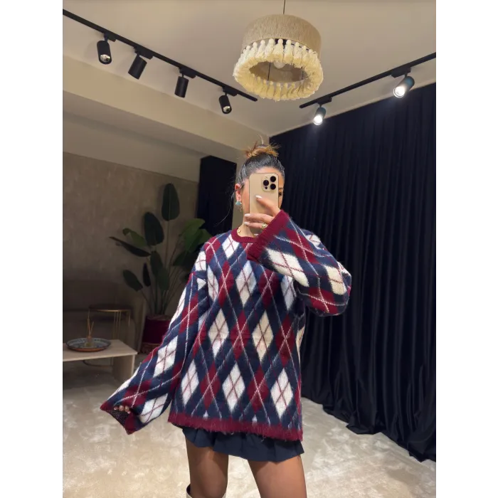 Bordo Baklava Desenli Kazak