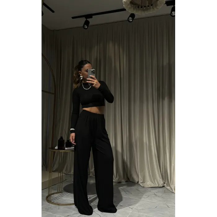 Rahat Kumaş Siyah Crop Pantolon Takım