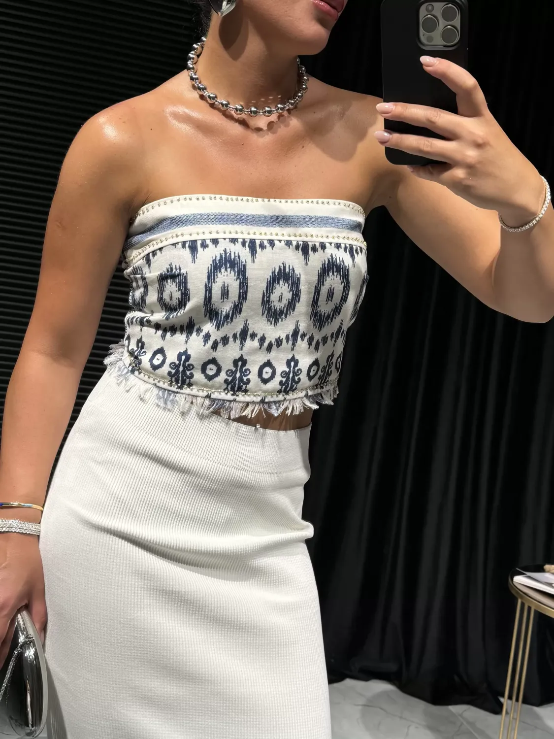 Arkadan Bağlamalı Crop Bluz