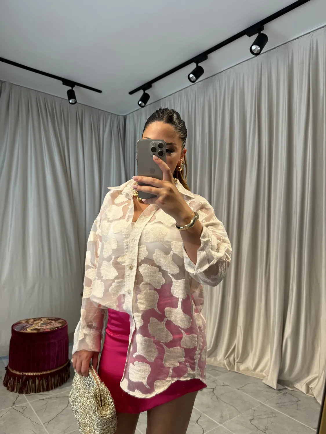 Düşük Kol Jakarlı Bej Gömlek