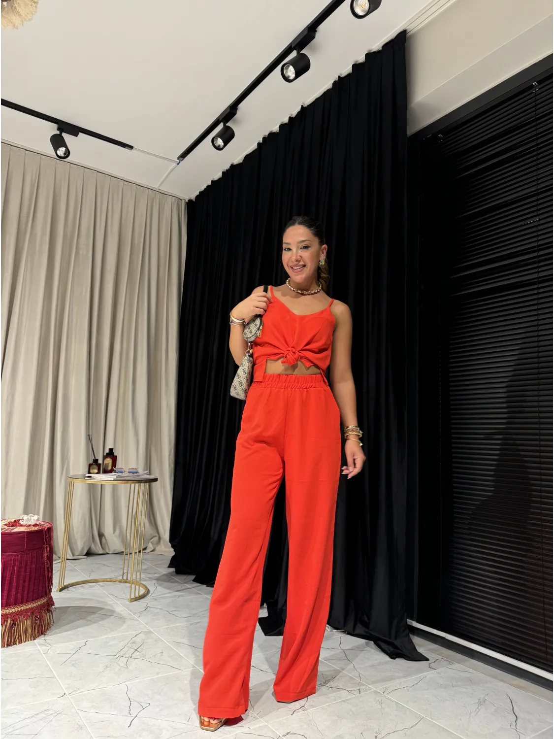 Nar Çiçeği Takım