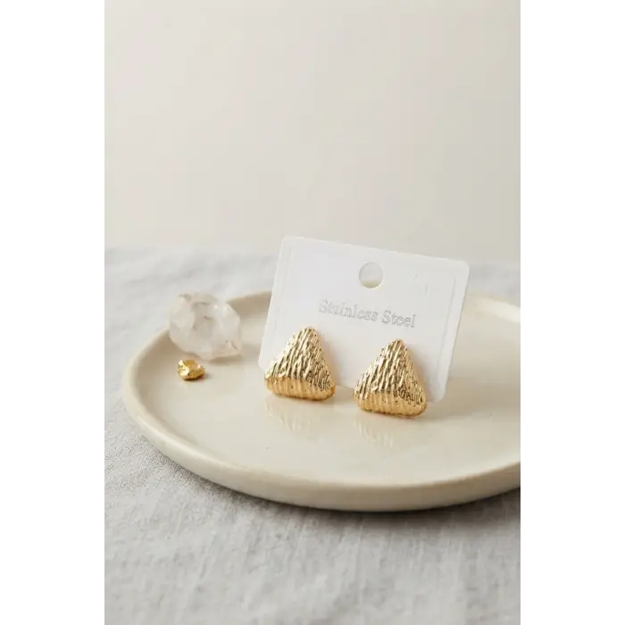 316L Çelik Gold Renk Vintage Kabartmalı Üçgen Model Küpe