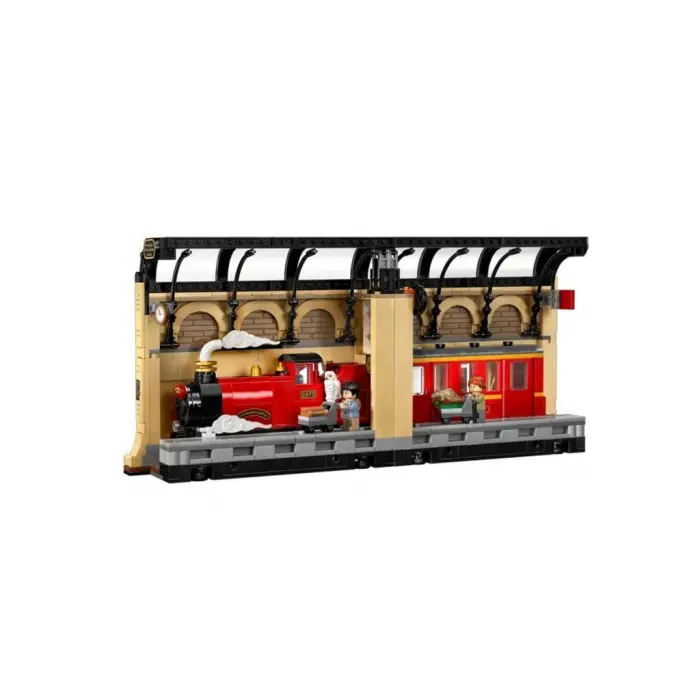 76450  - Kitaplık Dekoru: Hogwarts Ekspresi 832 parça +10 yaş