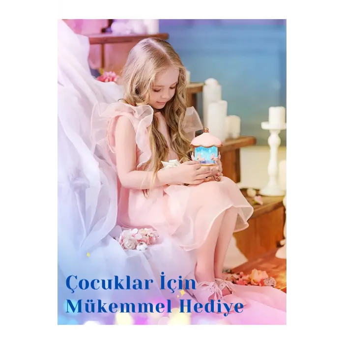 Bej renkli, masa üstü kullanıma uygun, şarj edilebilir ve projektör özellikli gece lambası.