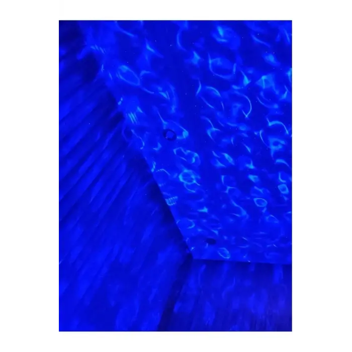 Bluetooth hoparlörlü sese duyarlı projektör gece lambası tavan aydınlatıcı çok renkli