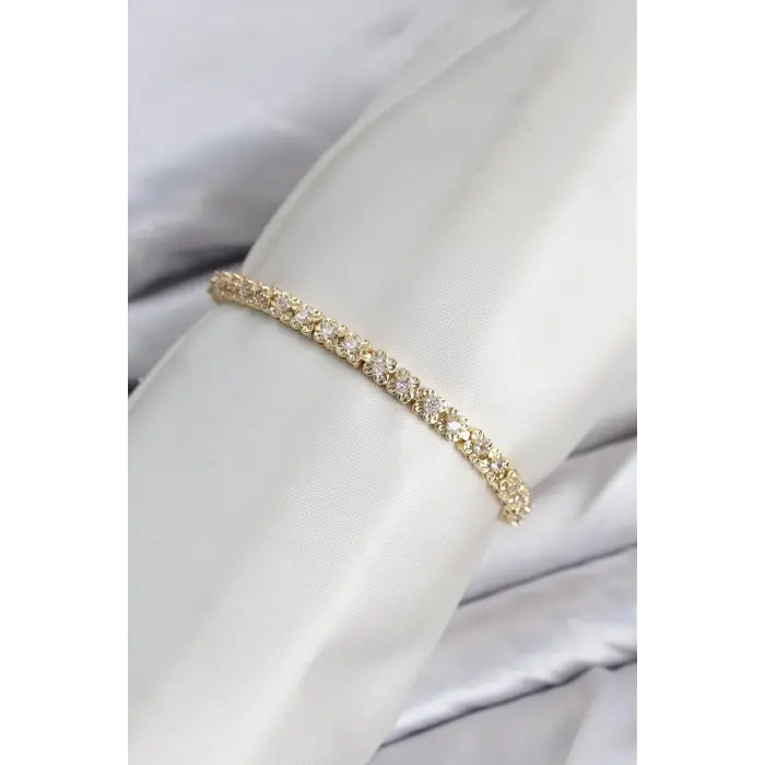 CM Model Zirkon Taşlı VIP Seri Gold Renk Pirinç Kadın Bileklik