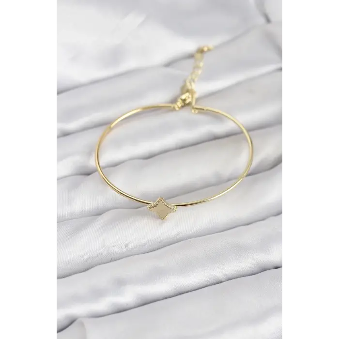 Gold Renk Pirinç Köşeli Yonca Model Kadın Bileklik