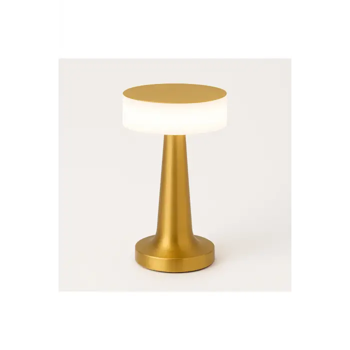 Gold Silindir Şarjlı Masa Lambası Modern Dekoratif LED Kablosuz Metal Abajur Modeli
