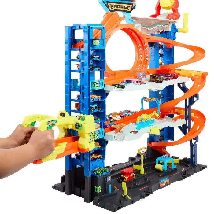 HKX48 Hot Wheels Yeni Ultimate Garaj