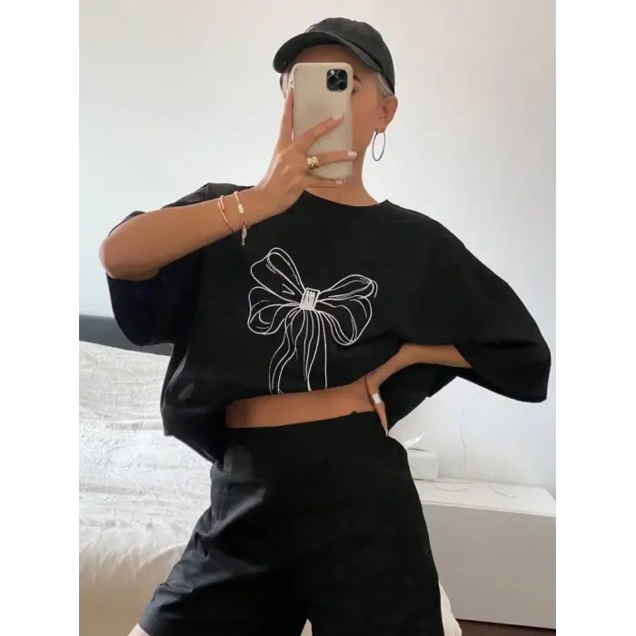 Kadın Fiyonk Baskılı T-Shirt Kısa Kol Bisiklet Yaka Oversize Tişört - Siyah