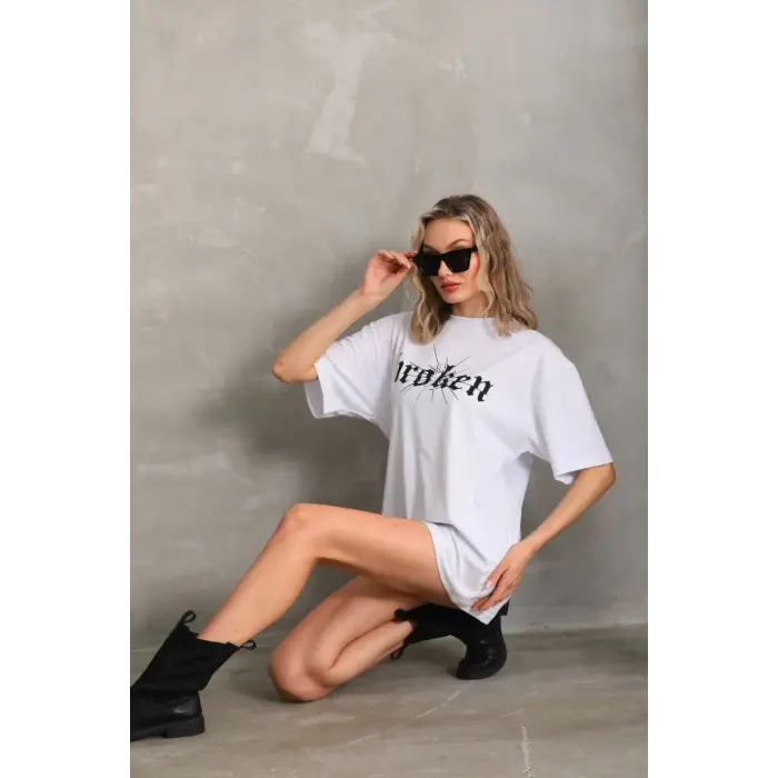 Kadın Kısa Kol Yazlık Tişört Bisiklet Yaka Baskılı Oversize T-Shirt - Beyaz