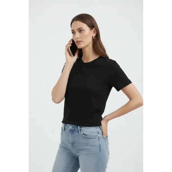Kadın Bisiklet Yaka Yazlık Kısa kol Düz Tişört Regular Kalıp T-shirt - Siyah