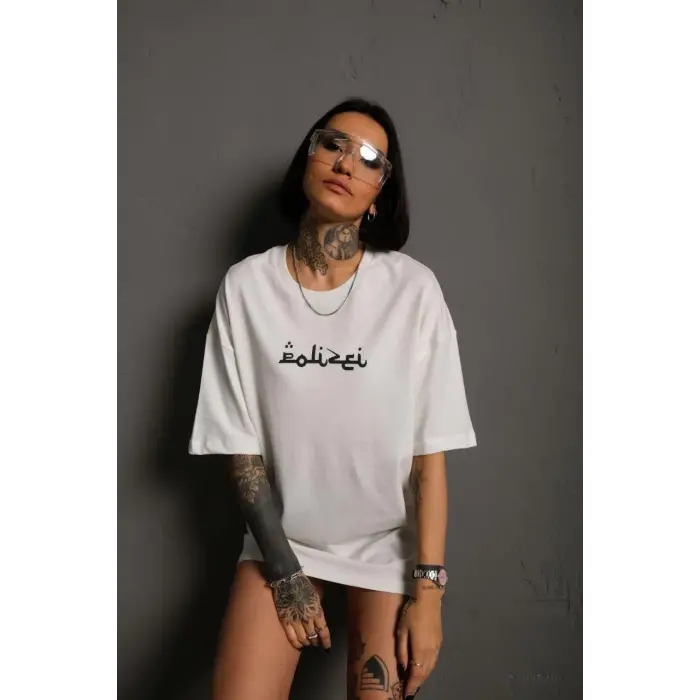 Kadın Bisiklet Yakalı Sırt Baskılı  Kısa kol Oversize T-Shirt - Beyaz