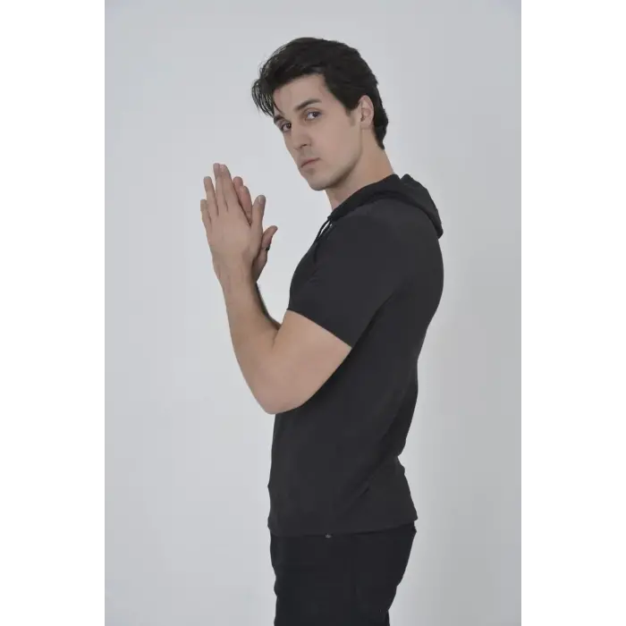 Kadın Kapüşonlu T-Shirt Kısa Kol Bisiklet Yaka Slimfit Tişört    - Siyah