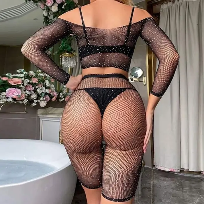 Kadın Seksi 2 Parça Taşlı Omuzları Açık Crop- Şort Vücut Çorabı