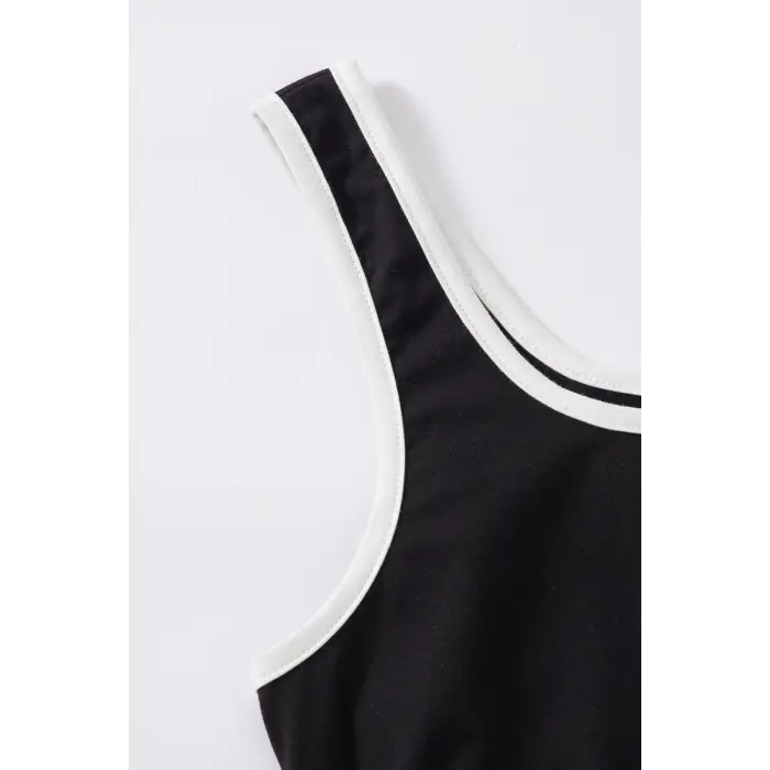 Kadın Siyah Askılı Crop Top ve Şortlu Gecelik Takım H110560