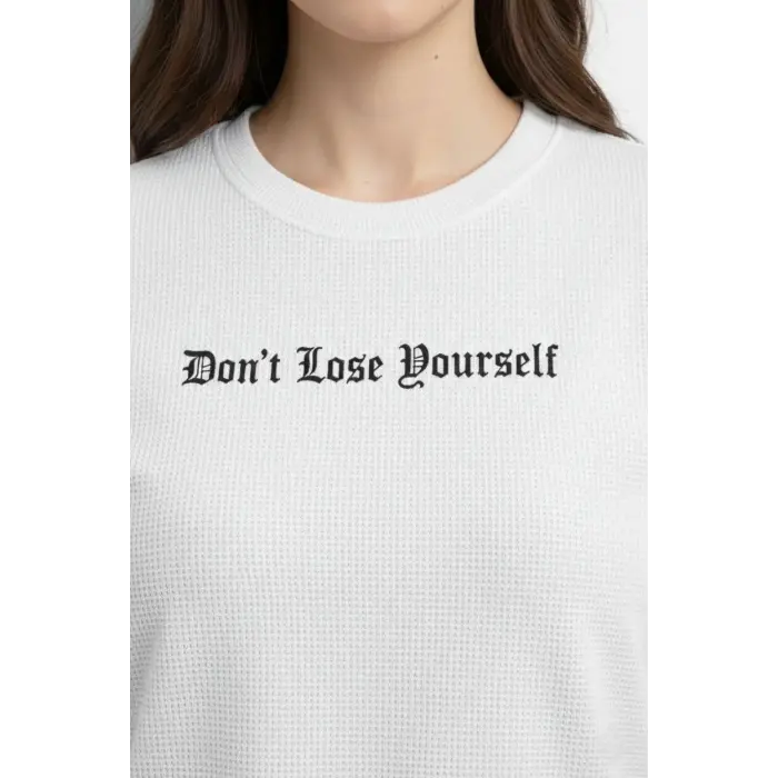 Kadın Wafıl Kumaş Tişört Regular Kalıp Bisiklet Yaka Baskılı T-Shirt - Beyaz