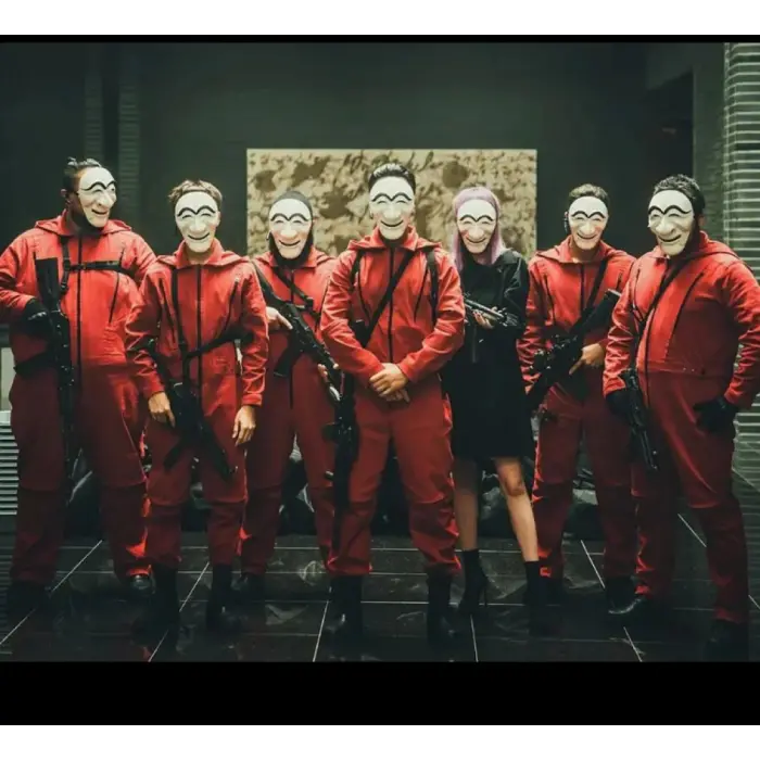 Koreli Hırsız Teatral Hahoe Maskesi - Para Heist Maskesi - Dali Maskesi
