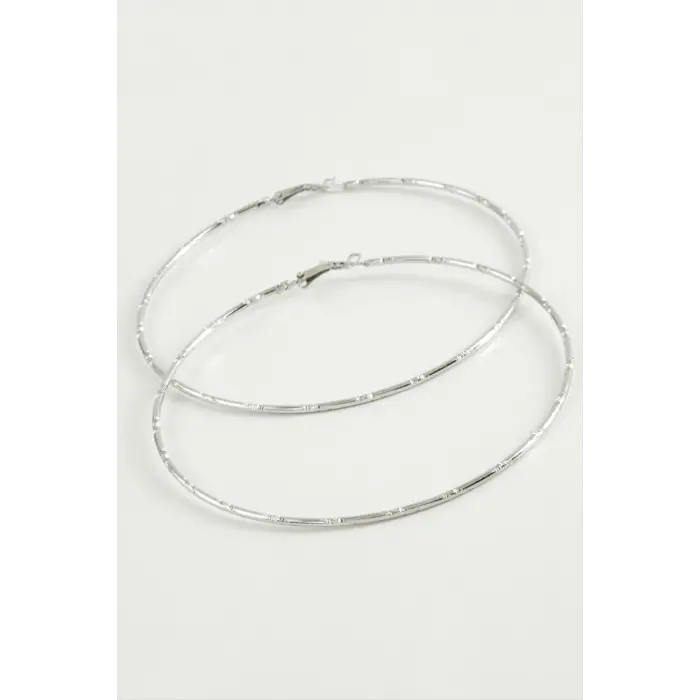 Noktalı Metal Halka Küpe 8-9-10 cm