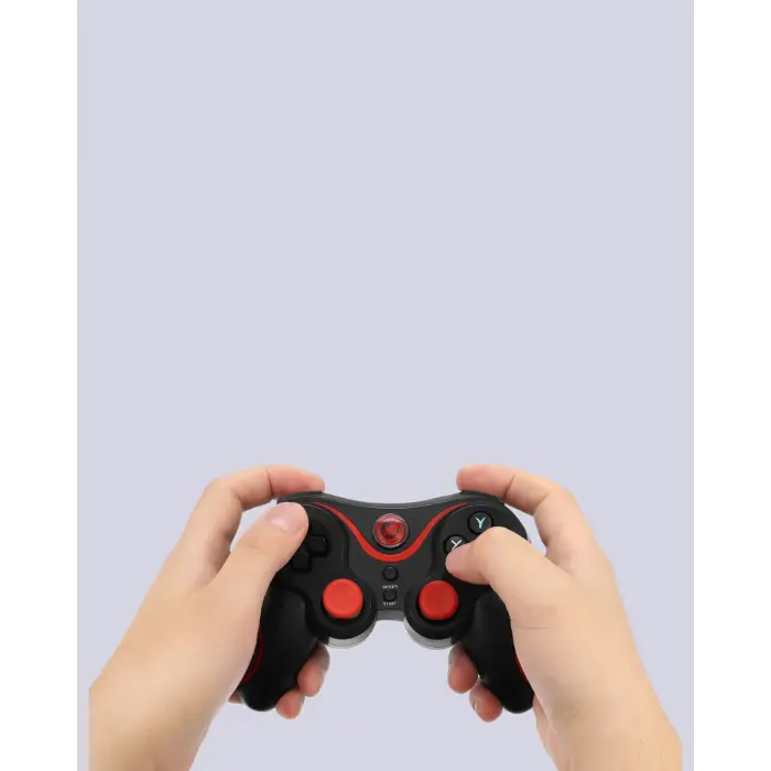 Profesyonel Oyuncu Kablosuz Gamepad Çoklu Cihaz Desteği
