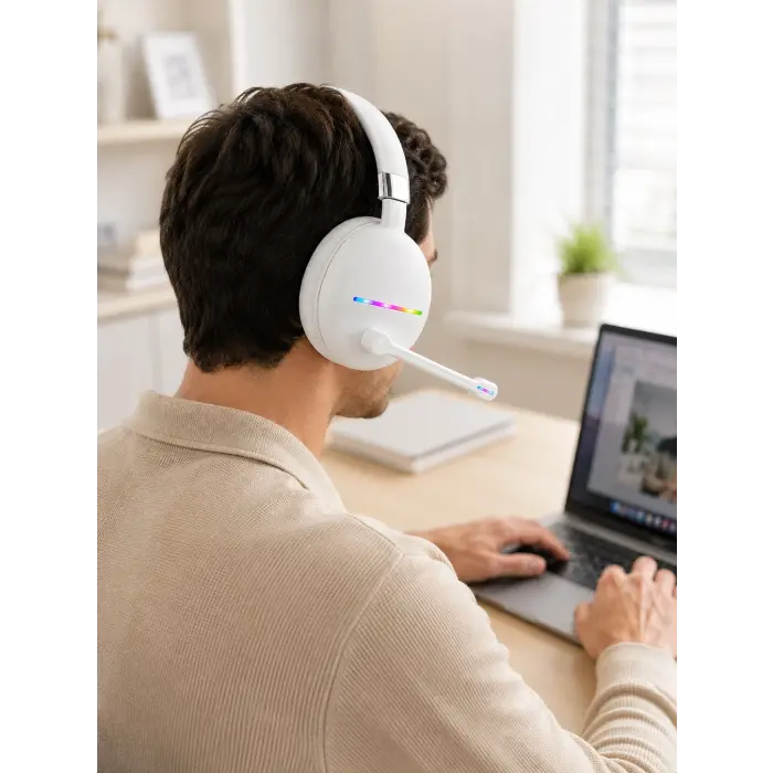 RGB BEYAZ KULAKLIK MAX-17